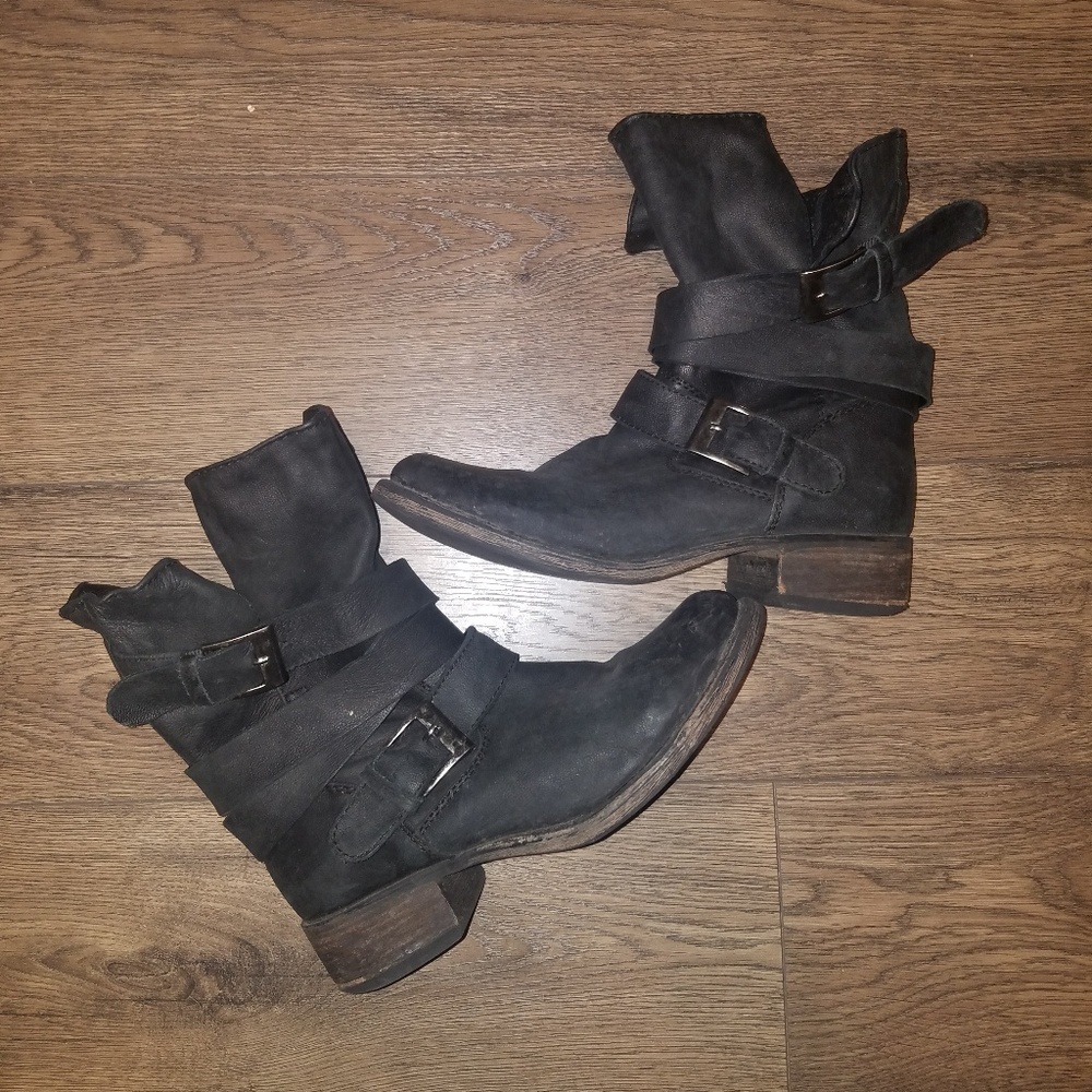 Steve Madden Brewzzer Leather Moto Boots